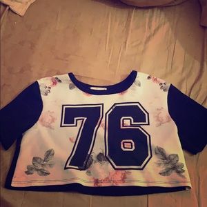 Floral 76 crop top size M